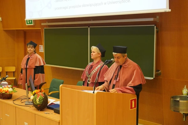 Fotografie z inauguracji roku akademickiego